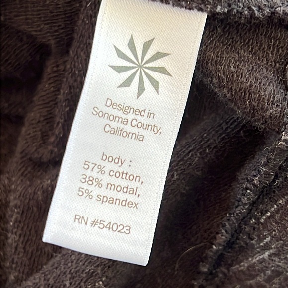 Athleta Hooded Dress - Picture 11 of 16